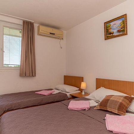 Apartment Knezevic Petrovac Exterior photo