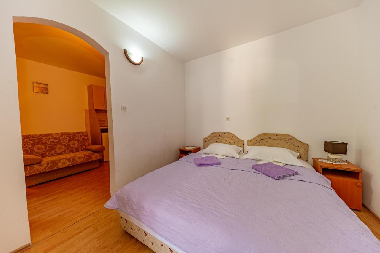 Apartment Knezevic Petrovac Exterior photo