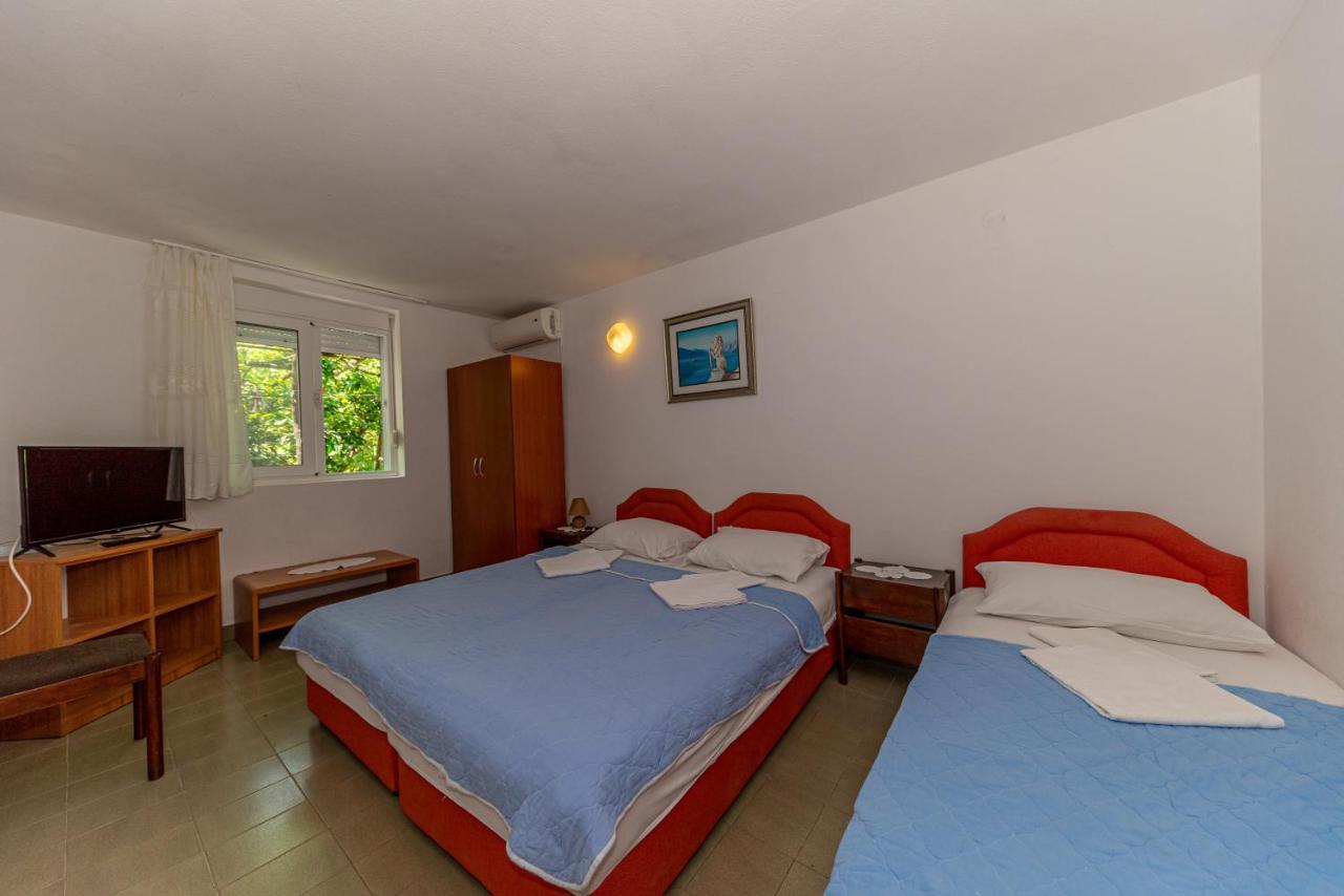 Apartment Knezevic Petrovac Exterior photo